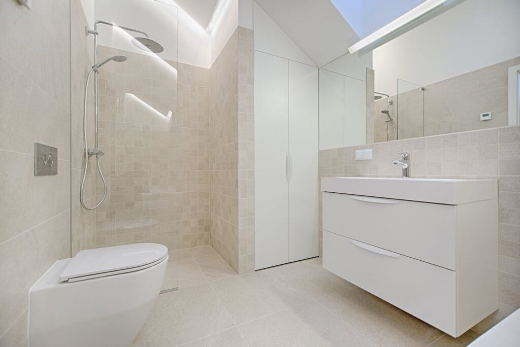 pexels-photo-1571462 Bright and luxurious bathroom with contemporary fixtures and sleek design.